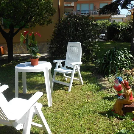 Casa Delfino Apartamento Diano Marina