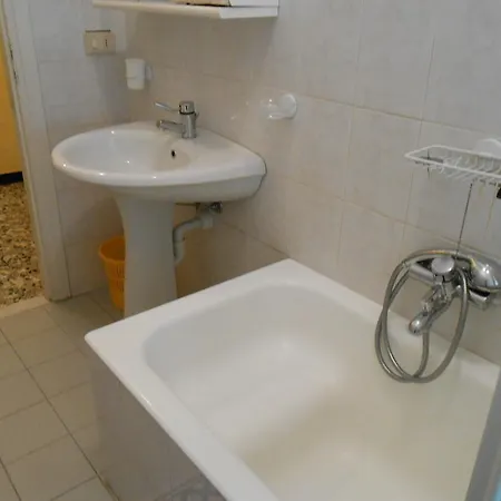 Casa Delfino Hotel Diano Marina